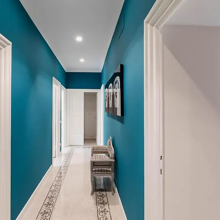 Monica House Apartman *